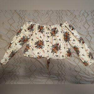 Xhilaration Cream and Floral Blouse